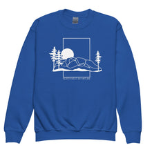 Load image into Gallery viewer, Stawamus Chief Youth Crewneck
